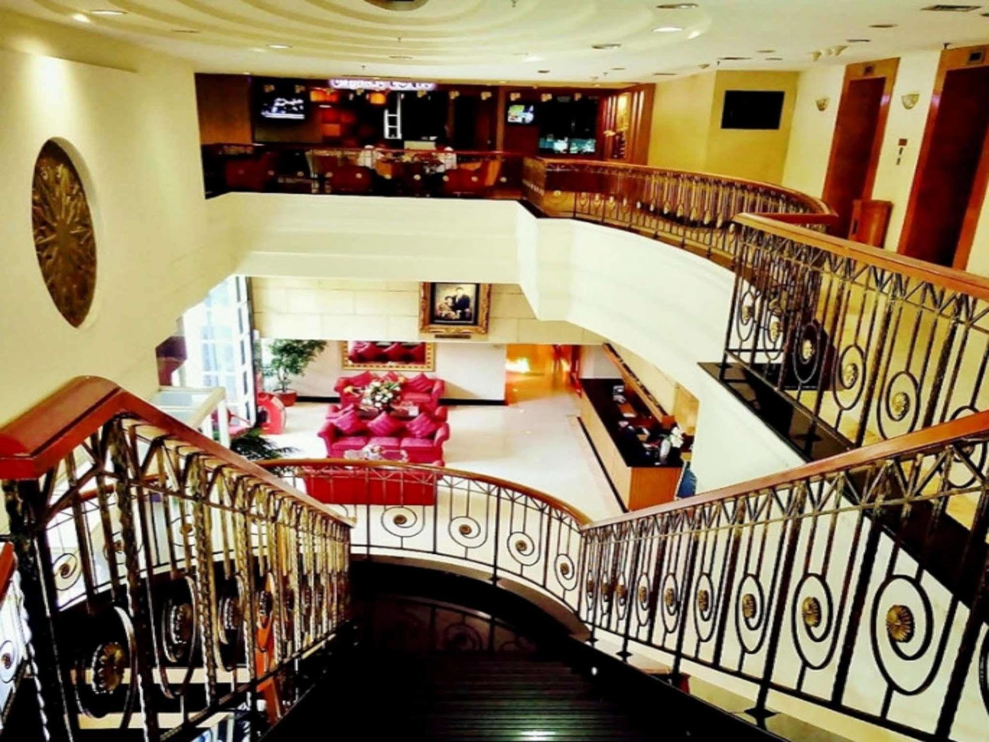 Treva International Hotel Jakarta Kültér fotó